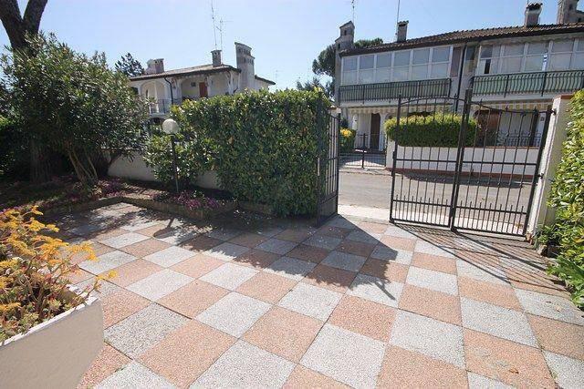 Villa for 8 guests with private parking, 2 bathrooms in Provincia de Ferrara