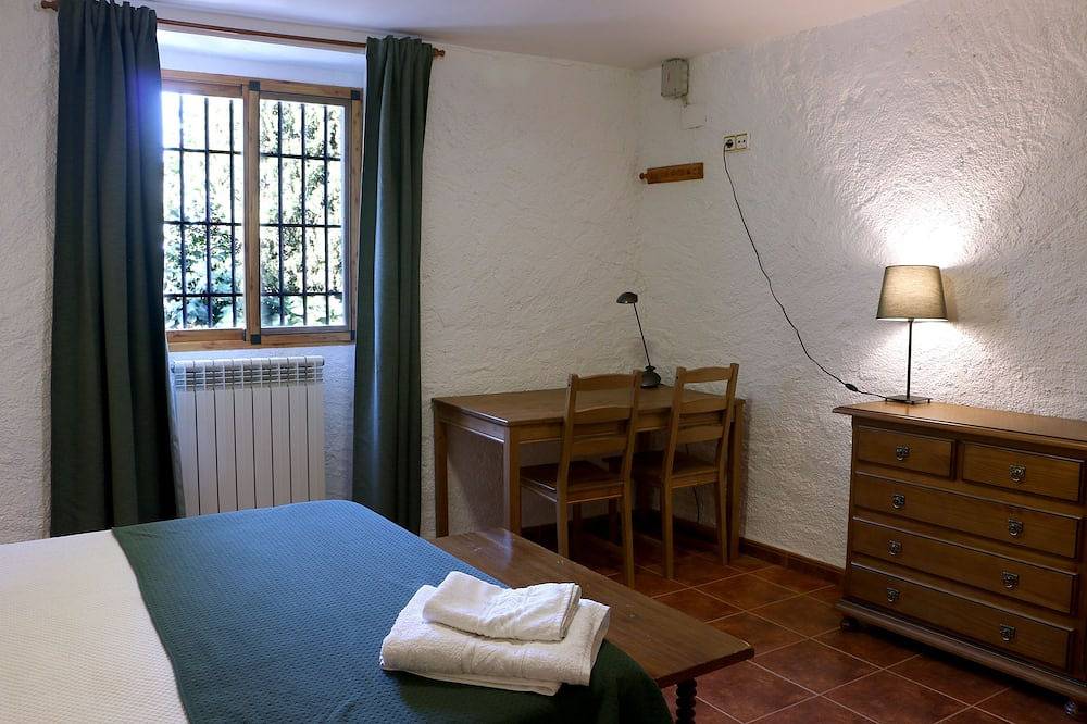 Casa rural con patio y jardín in Alcalá la Real, Sierras Subbéticas