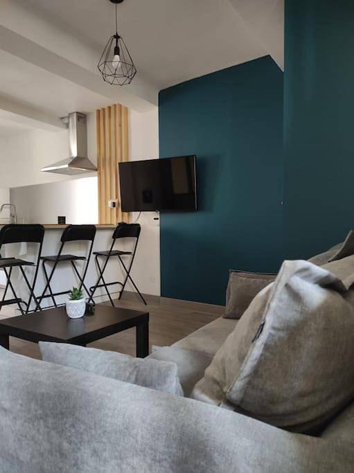 Gîte pour 4 personnes, avec jardin à Lambesc - 3