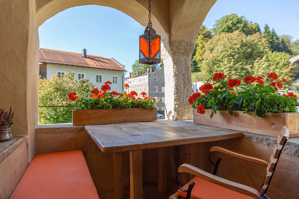 Ganze Ferienwohnung, Grafenstubn im Turm zu Schloss Schedling in Trostberg, Landkreis Traunstein