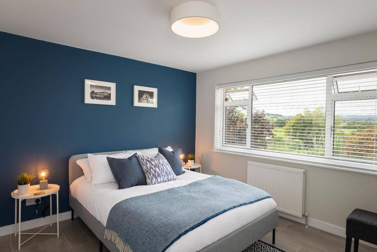 Entire apartment, One-Bedroom Apartment in Priory Ward, Exeter