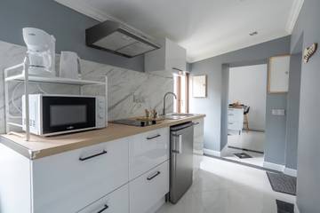 Appartement De Vacances pour 2 Personnes dans Pontivy, Région de Pontivy, Photo 1