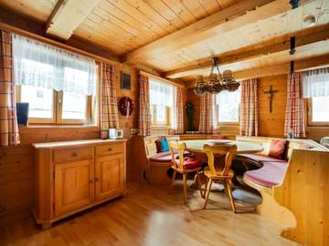 Ferienhaus für 16 Personen in Jochberg, Bezirk Kitzbühel, Bild 1