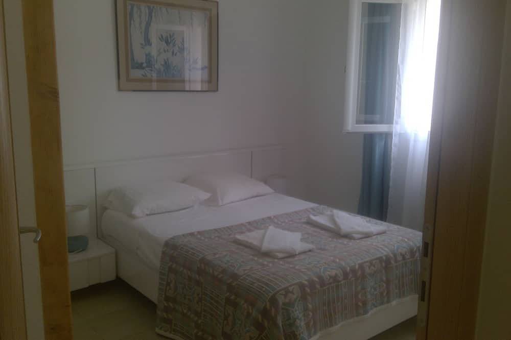 Appartement entier, 2 chambres bord de plage in Poggio-Mezzana, Arrondissement de Corte