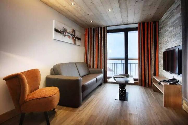 Gîte pour 2 personnes, avec Balcon et Piscine dans Les Arcs
