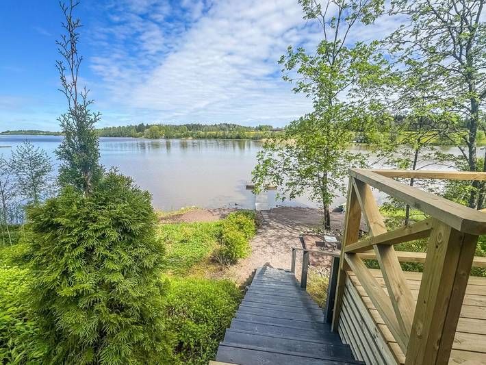Punatulkku in Hirsjärvi, Eigentliches Finnland