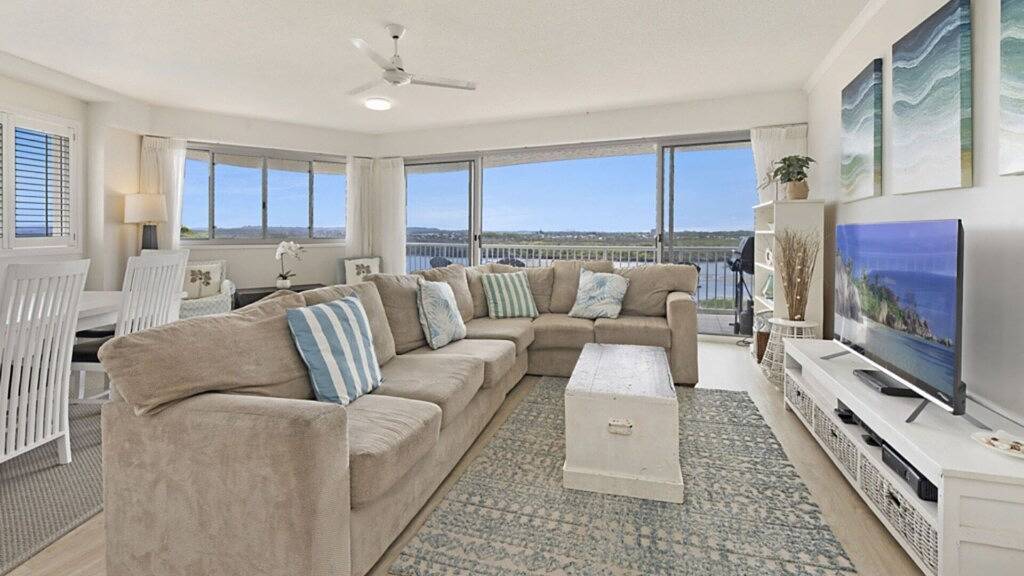 Holiday Apartment for 6 People in Sunshine Coast