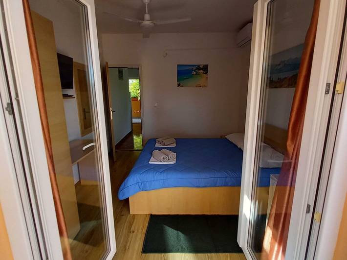 Apartamento inteiro, Apartamento de un dormitorio con terraza in Mljet
