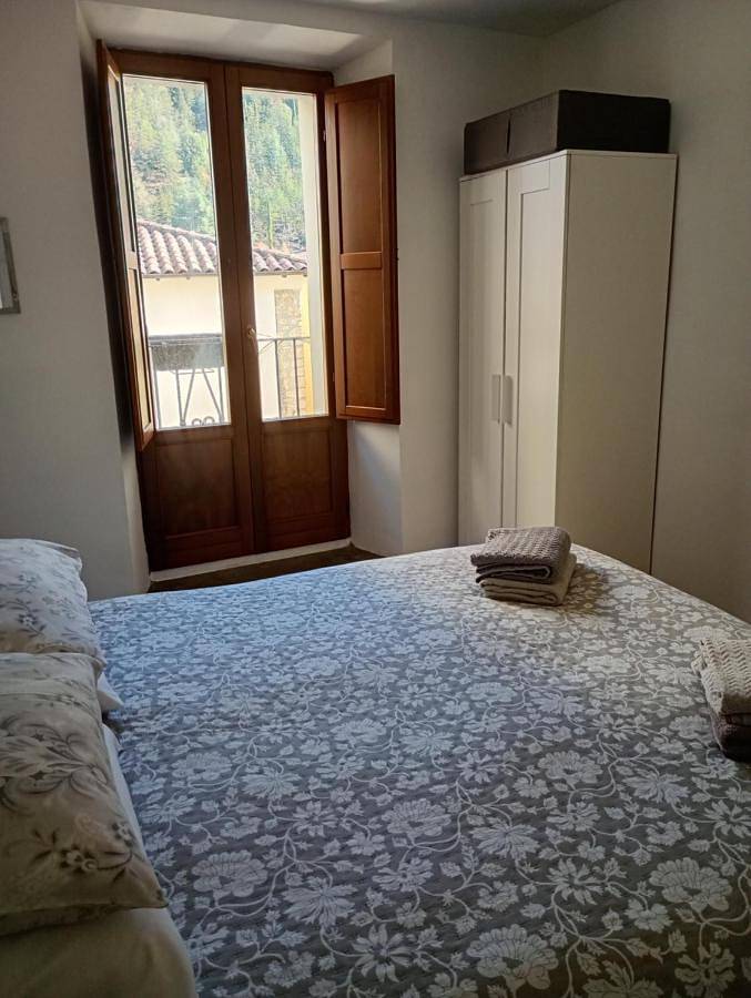 Location de vacances pour 4 personnes, avec terrasse à Introdacqua - 2