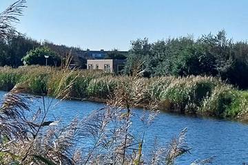 Gîte pour 2 personnes, avec jardin et terrasse à Petten
