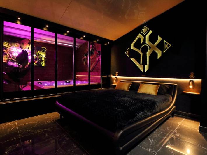 Hôtel pour 2 personnes, avec terrasse et jacuzzi