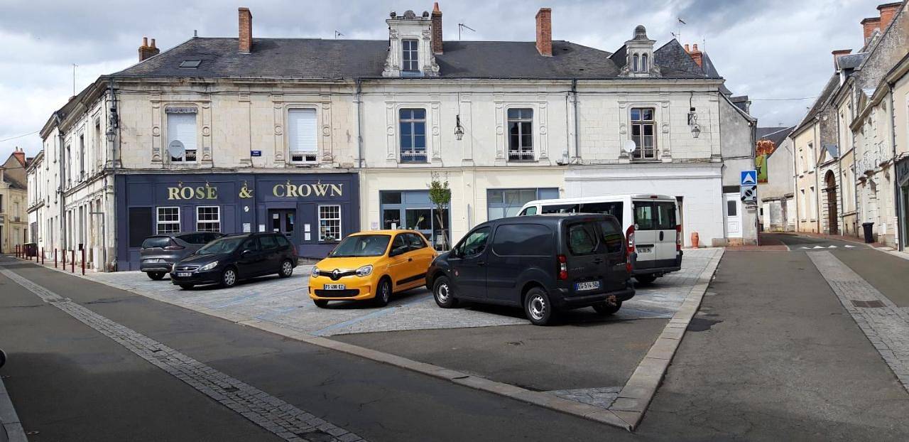 Appartement entier, One-Bedroom Apartment in Le Lude, Vallée de la Loire