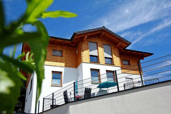 Ferienwohnung für 3 Personen, mit Terrasse in Bad Reichenhall