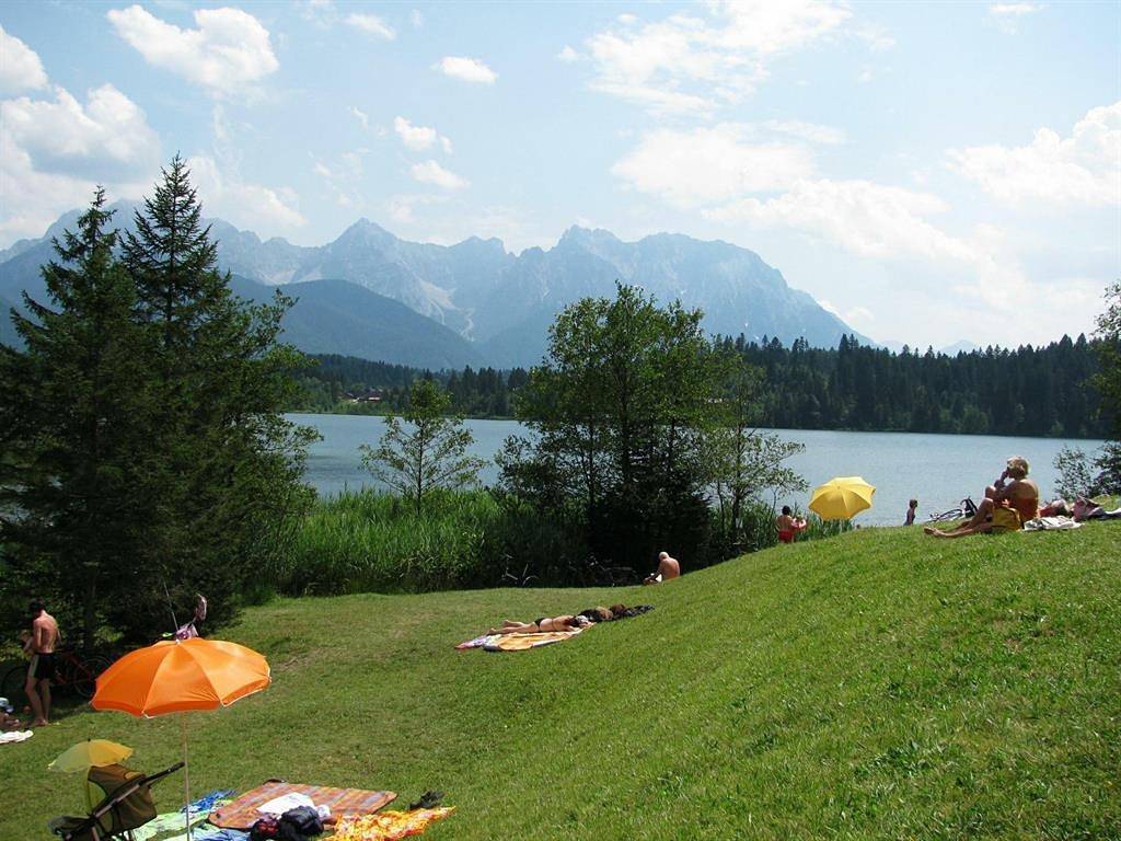 Ganze Ferienwohnung, "Herzogstand" Fewo/1 Schlafraum/Dusche Wc in Krün, Bayerische Alpen