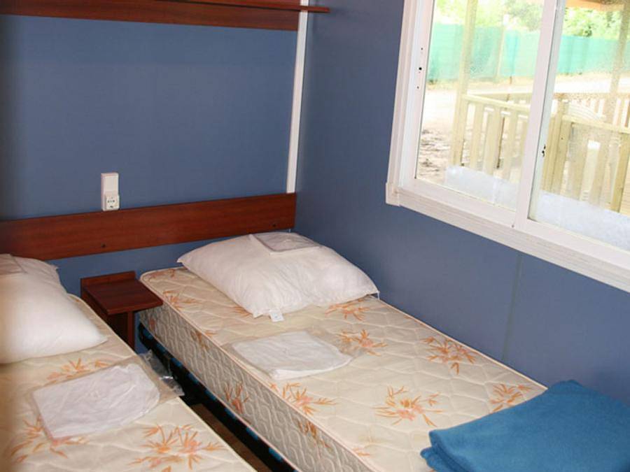 Camping Le Rochat - Mobile home 5 persons - Privilege in Châteauroux, Châteauroux region