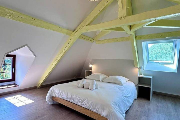 Location de vacances pour 8 personnes, avec piscine et jardin à Cuzance - 3