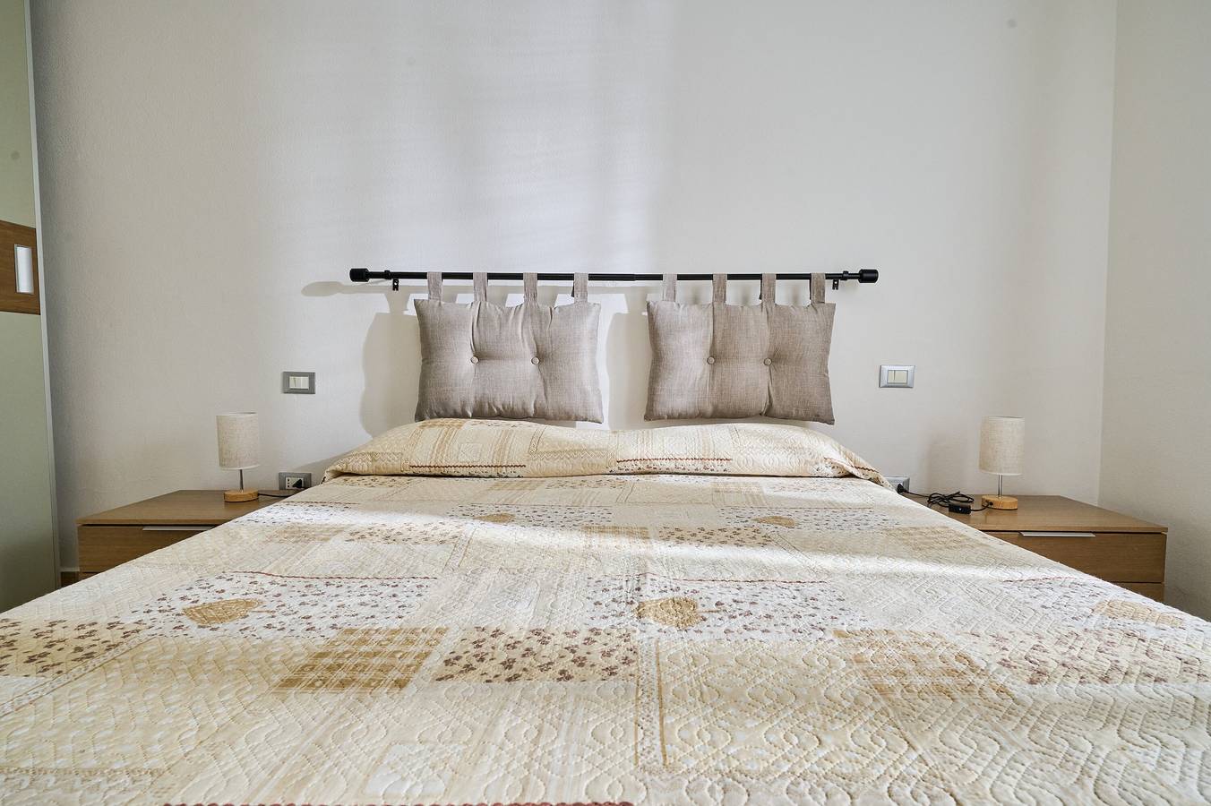 Entire apartment, Apartment 'Casa Martina' with Mountain View, Private Terrace and Wi-Fi in Sassetta, Etruscan Coast
