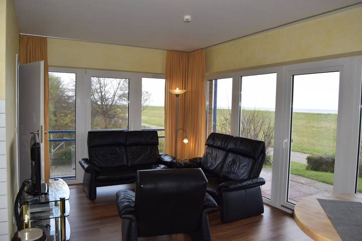 Ganze Ferienwohnung, Stoltenberg, "Haus Panorama", App. 9 "Seeblick" in Schönberg, Südliche Ostseeküste