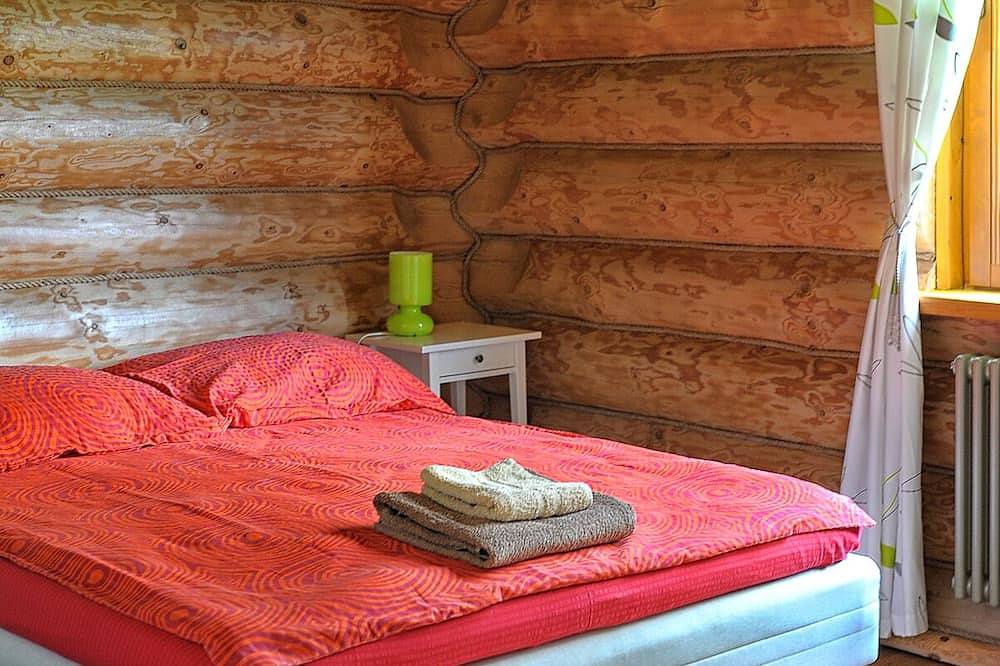 Dom Pod Sosnami in powiat krośnieński