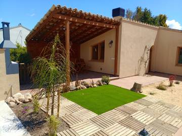 Gîte pour 4 personnes, avec jardin dans San Martin Sarroca