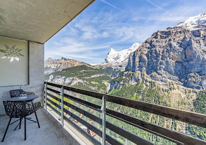 Hotel, mit Terrasse und Ausblick