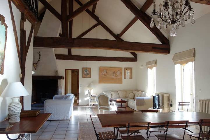 Gîte pour 12 personnes, avec jardin