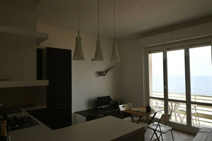 Appartement entier, Appartement de vacances pour 5 personnes avec balcon/terrasse in Marcelli, Numana