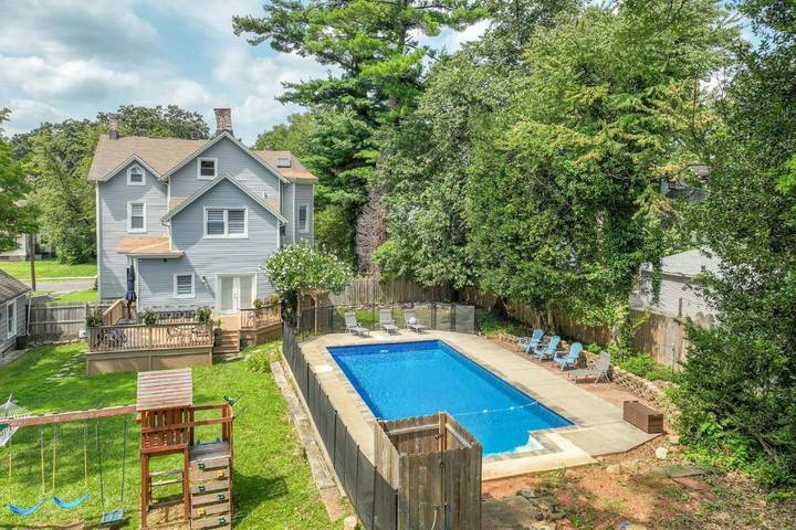 Ferienhaus für 14 Personen, mit Garten und Pool - 1