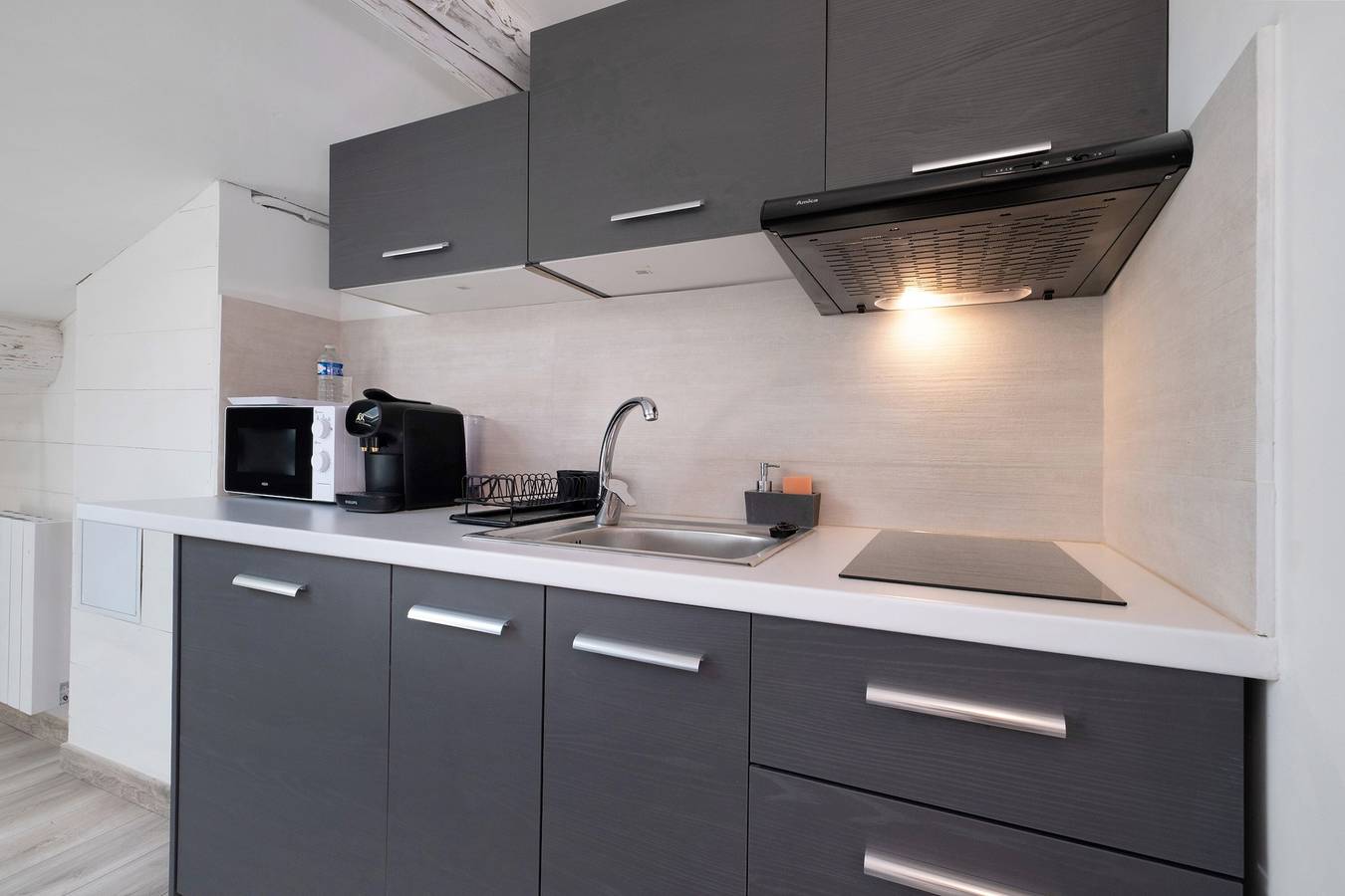 Ganze Wohnung, Studio im Zentrum von Cannes, Rue d’Antibes mit Wlan und Klimaanlage in Cannes, Mittelmeerküste (Frankreich)