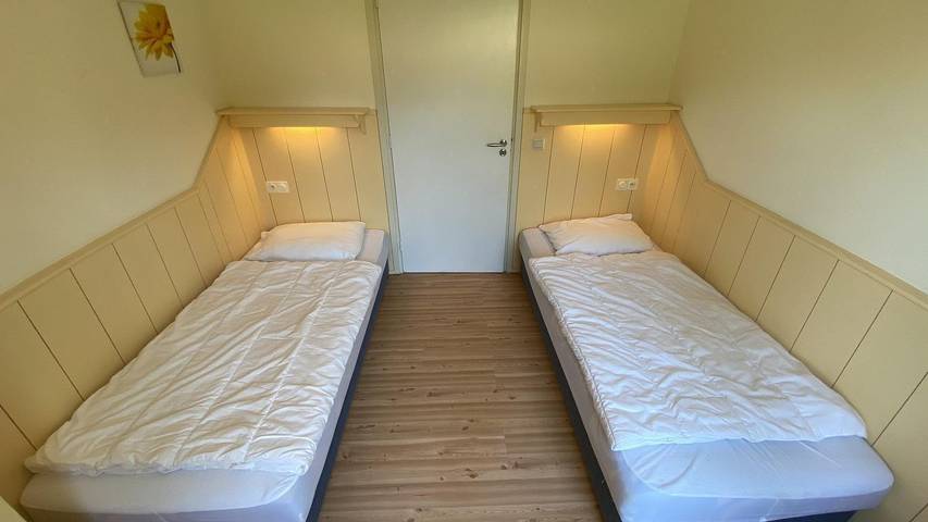 Ferienhaus für 4 Personen, mit Balkon/Terrasse und Terrasse in Renesse - 4