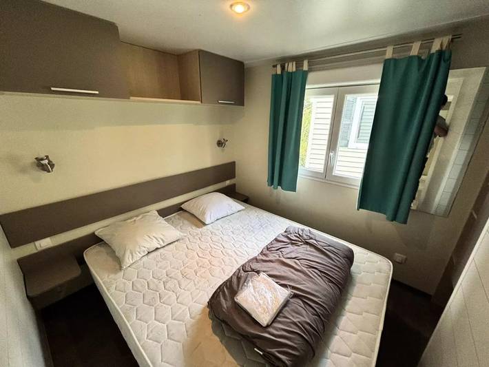 Camping pour 4 personnes, avec terrasse et piscine dans l' Eure - 2