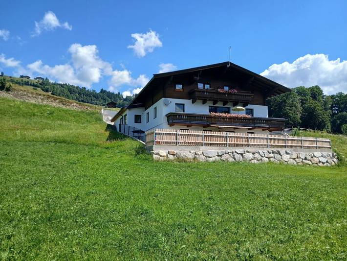 Ferienhaus für 12 Personen, mit Garten und Ausblick sowie Balkon - 1