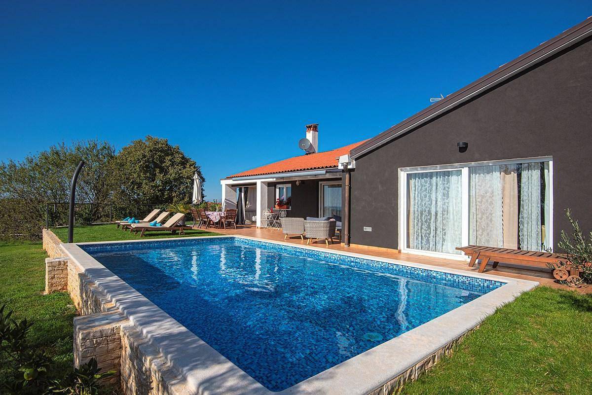 Ferienhaus mit Privatpool für 8 Personen ca. 230 qm in Rovinjsko Selo, Istrien (Istrische Riviera) in Rovinjsko Selo, Rovinj und Umgebung