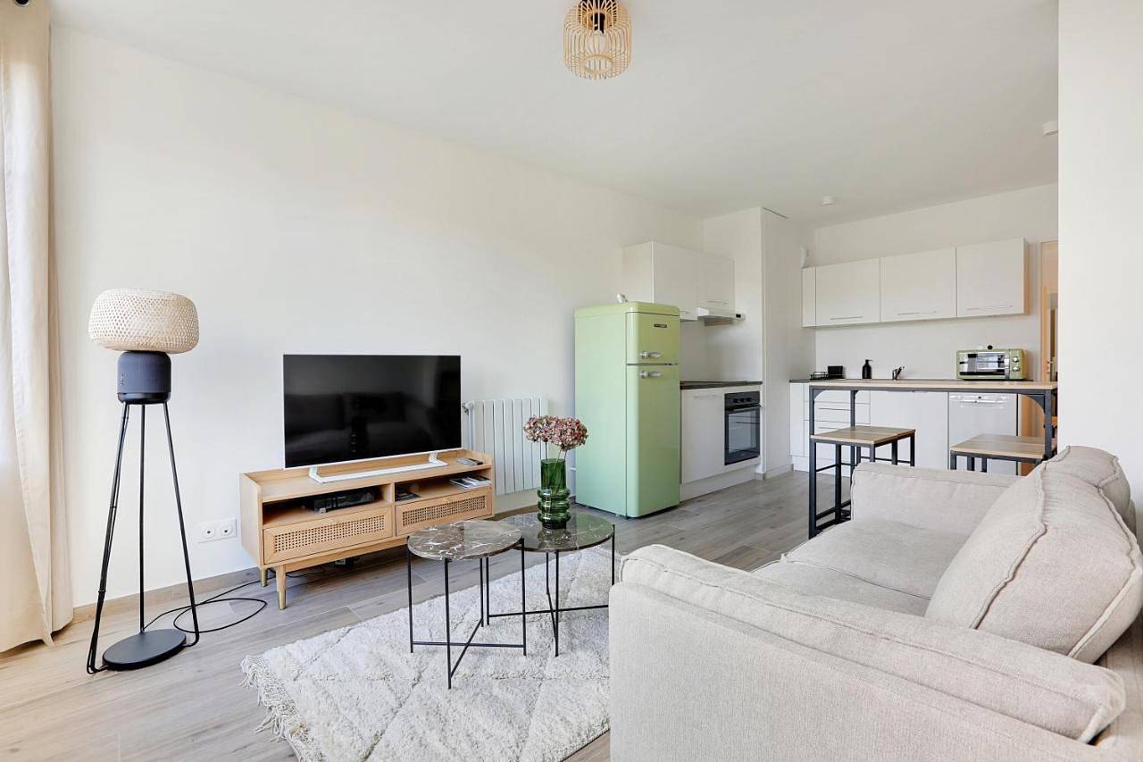 Appartement entier, La Résidence Alpha Viroflay 102 - 1 chambre - 2 pers in Viroflay, Yvelines