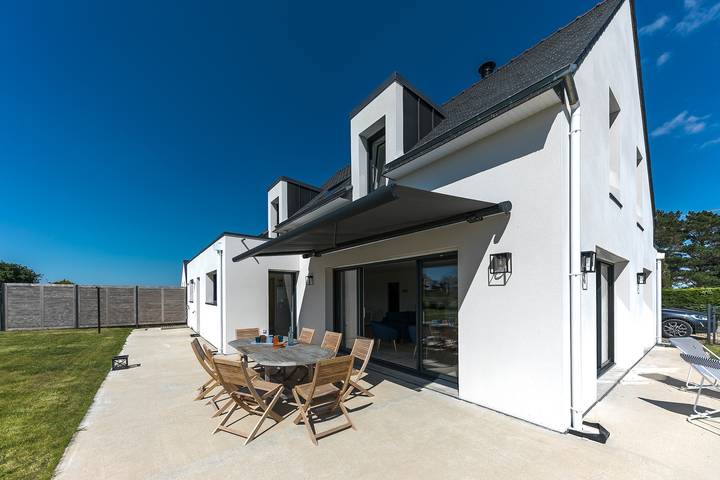 Ferienhaus für 10 Personen, mit Terrasse und Garten