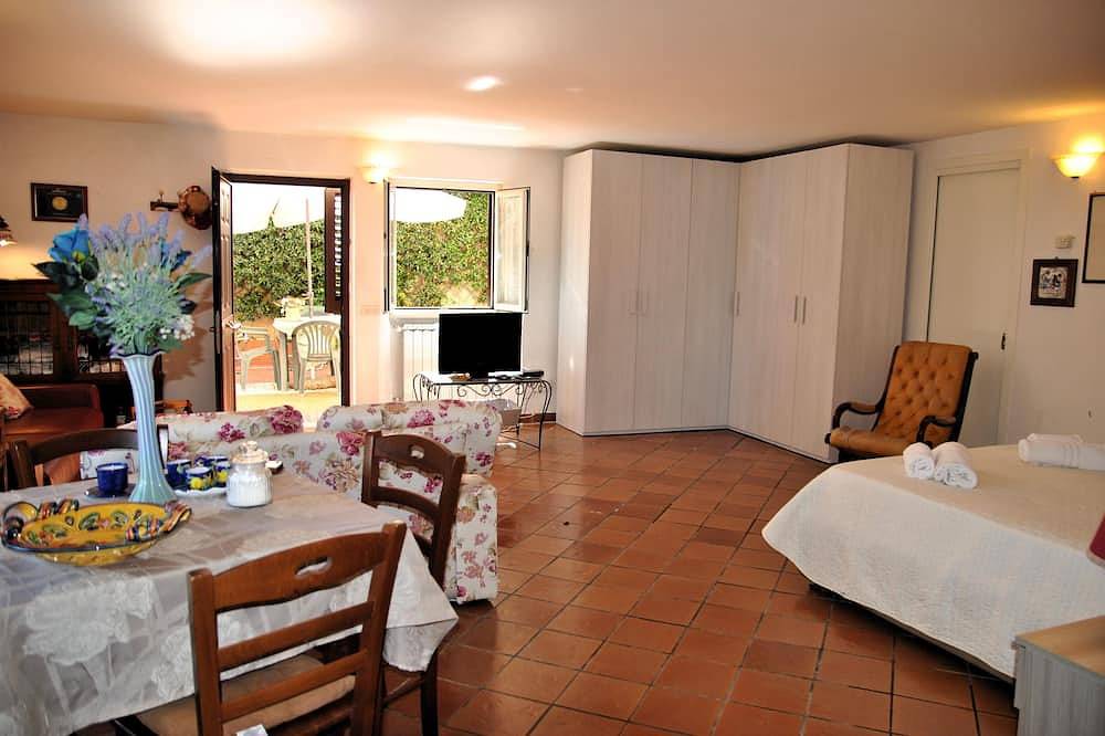 Apartamento entero, Casa Marta con jardín y jacuzzi in Formia, Provincia de Latina