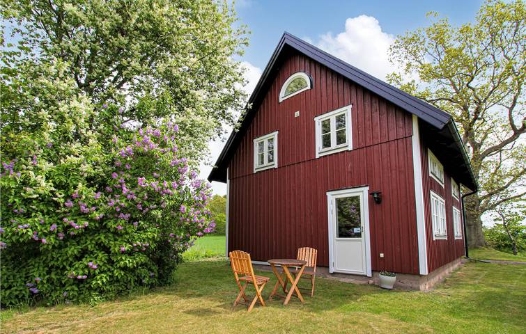 Hus för 7 Personer med trädgård in Ängeleholms kommun