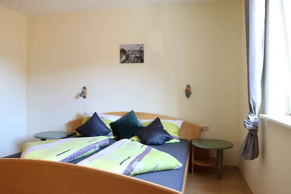 Ganze Wohnung, 4-Bettwohnung Müller-Thurgau - Ferienwohnungen im Burgunderhof in Annweiler, Südliche Weinstraße