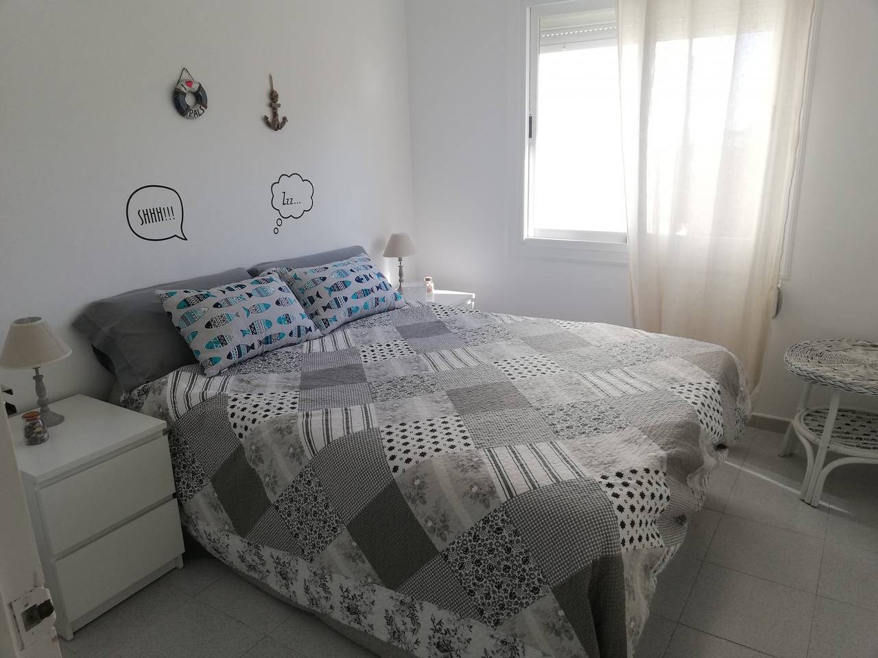 Ganze Wohnung, Helle Wohnung in Playa de Pals mit Gemeinschaftspool in Pals, Costa Brava