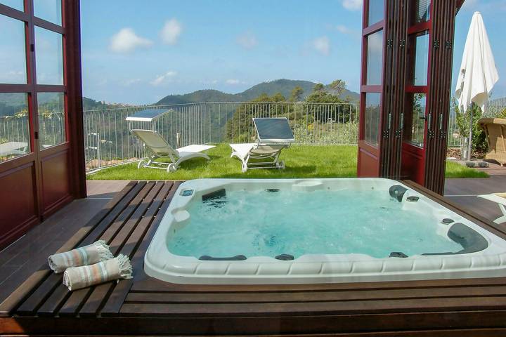 Holiday home for 8 people, with garden and sauna as well as terrace, child-friendly - 1