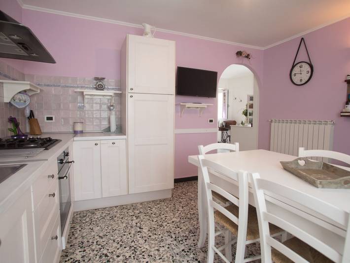 Agriturismo per 5 persone, con Terrazza e Giardino in Imperia e dintorni