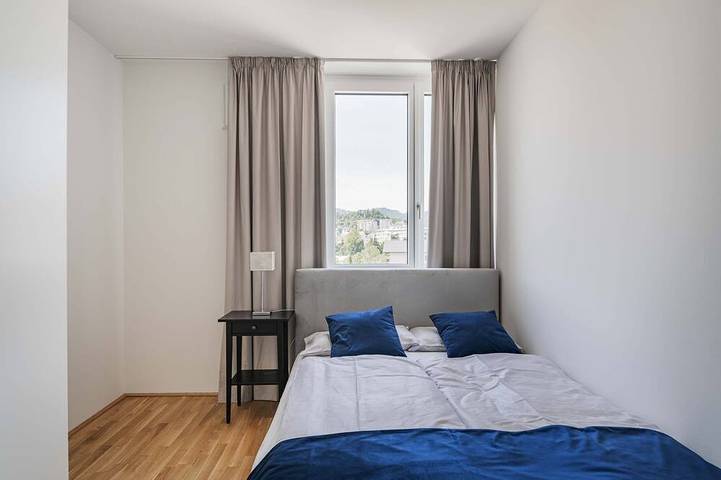Ganze Wohnung, 3 Zimmer Apartment mit Blick auf die Stadt in Gmunden, Bezirk Gmunden