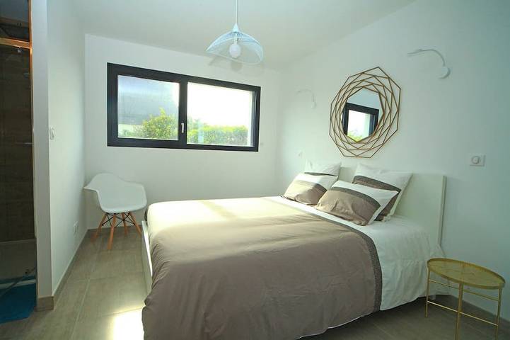 Location de vacances pour 10 personnes, avec jacuzzi et jardin dans Plage Pors-Meur - 2