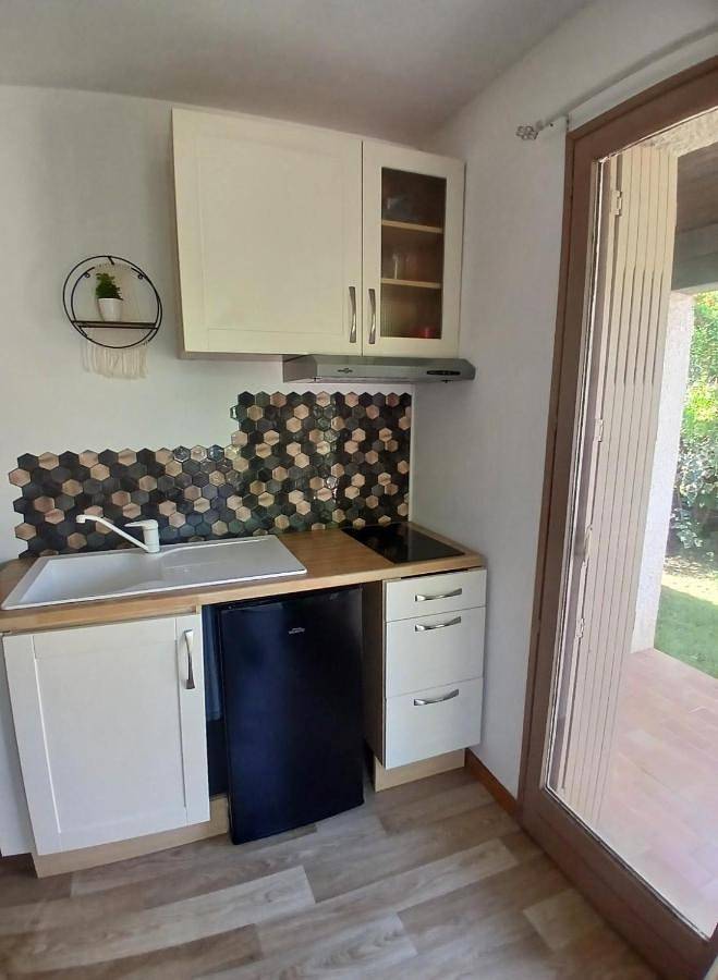 Location de vacances pour 2 personnes, avec jardin et jacuzzi à Fabrègues - 4