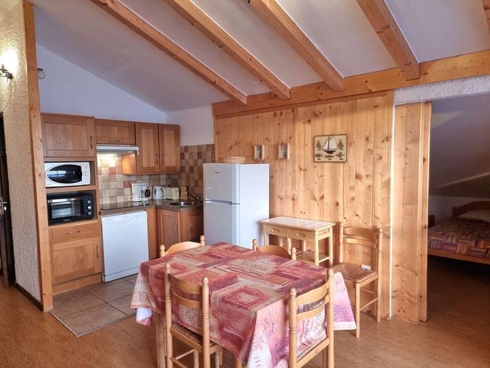 Gîte pour 7 personnes, avec balcon, animaux acceptés à Saint-Michel-de-Chaillol - 2