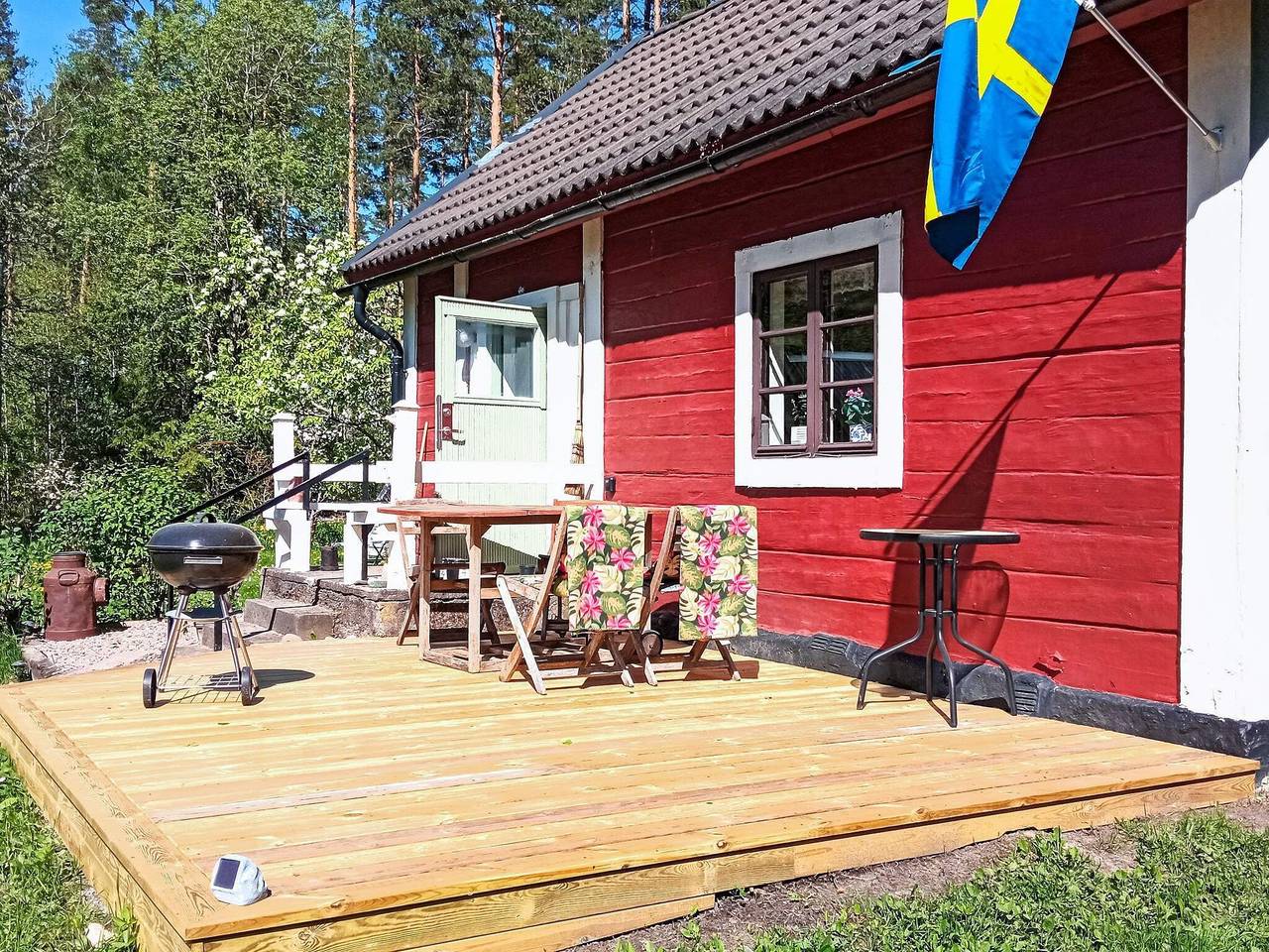 Hus för 4 Personer, med trädgård