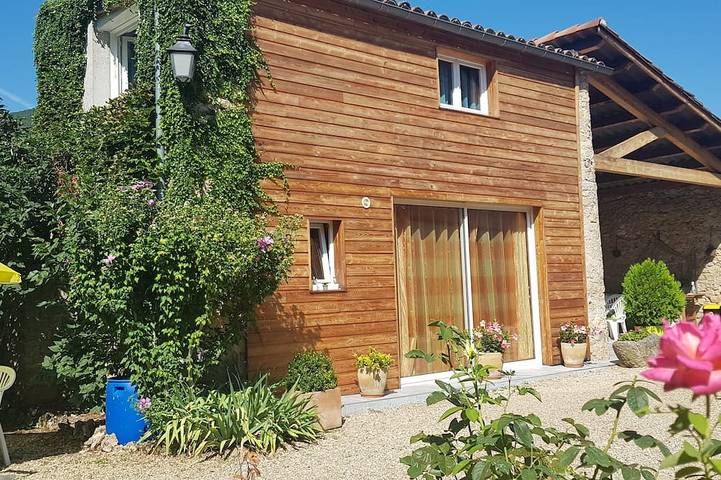 Holiday home for 4 people, with terrace and garden, with pets - 1