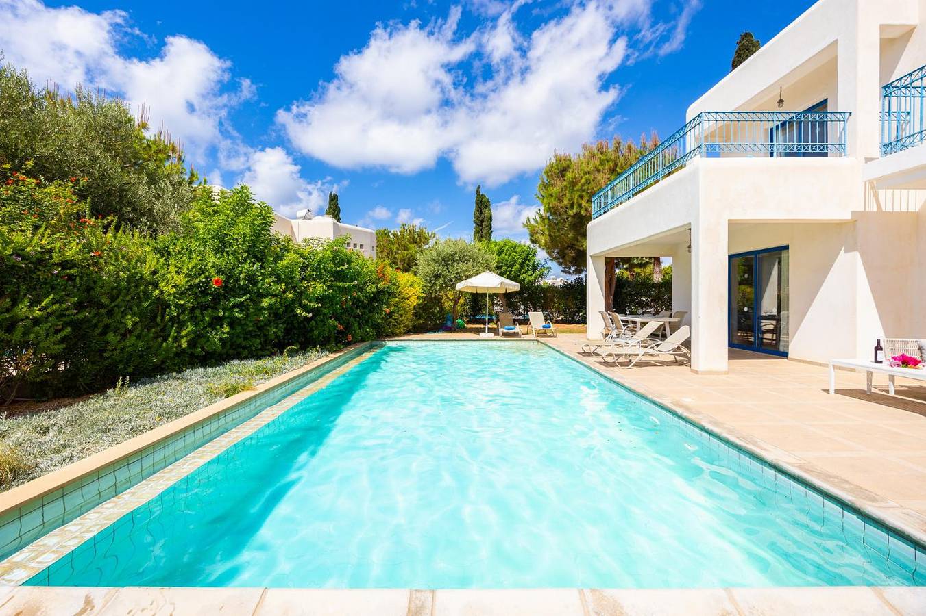 Villa für 7 Personen mit Garten in Peyia, Südzypern
