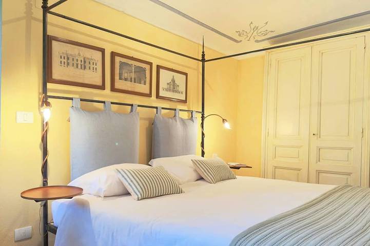 Dimora il Pozzetto, elegant villa with garden in Magnano, Biella Provinz