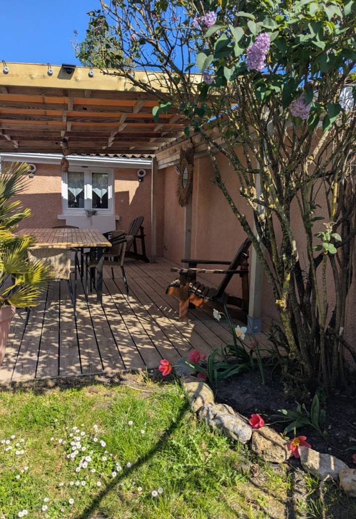 Gîte pour 4 personnes, avec jardin et terrasse